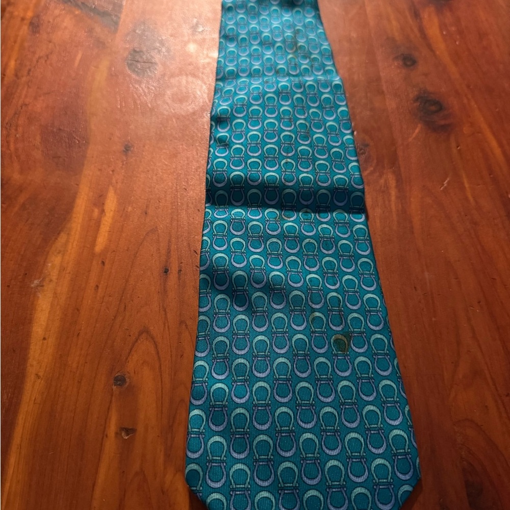 Gucci Blue Geometric Men's Tie - Picture 2 of 4